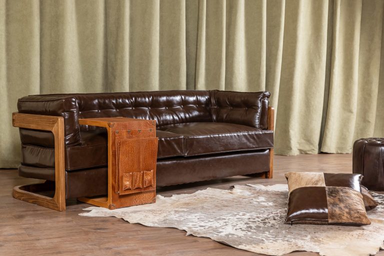 مبلمان راحتی چرم پلاس رنگ قهوه ای سوخته