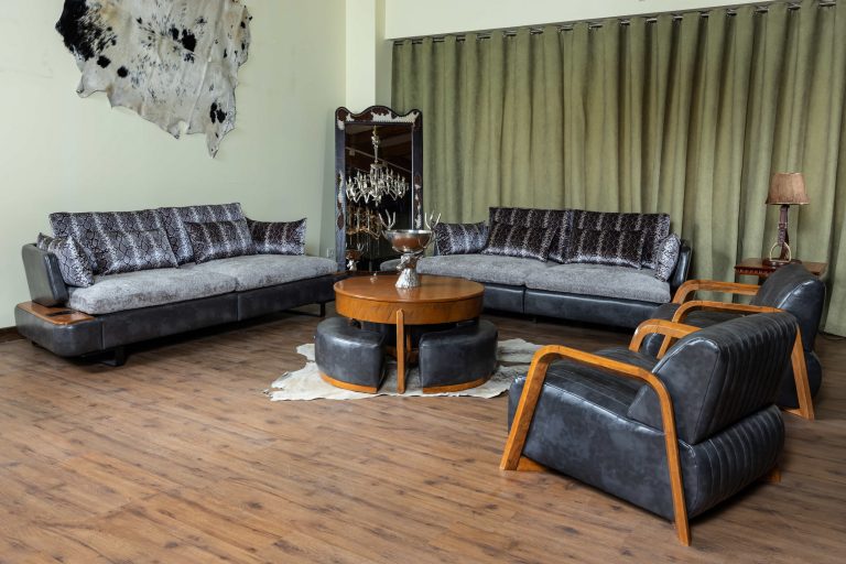 مبلمان راحتی تیسا پوست ماری